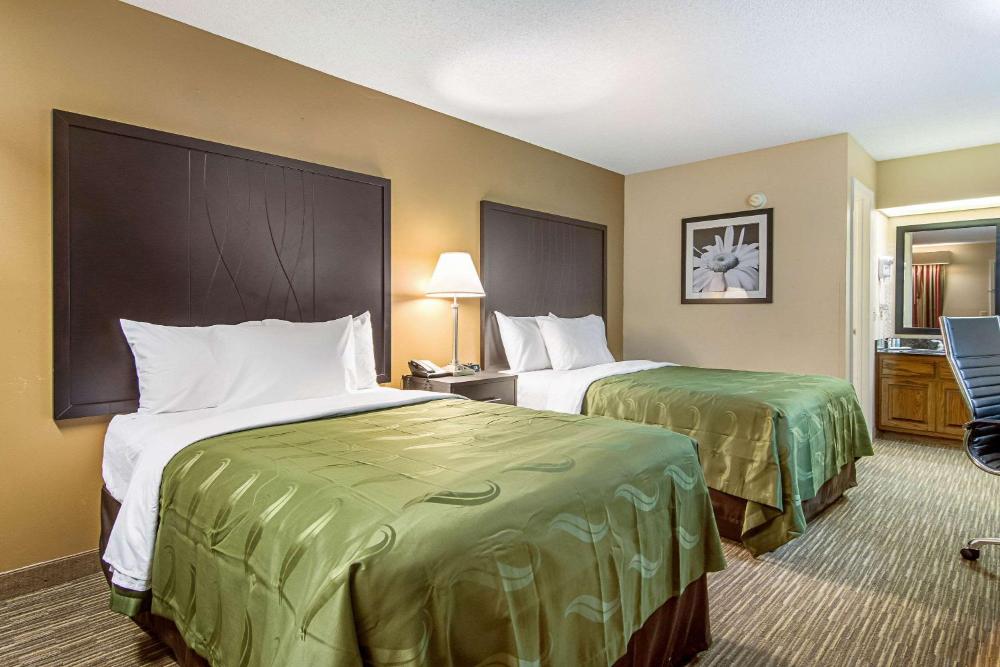 Double Room with Two Double Beds - Smoking interior